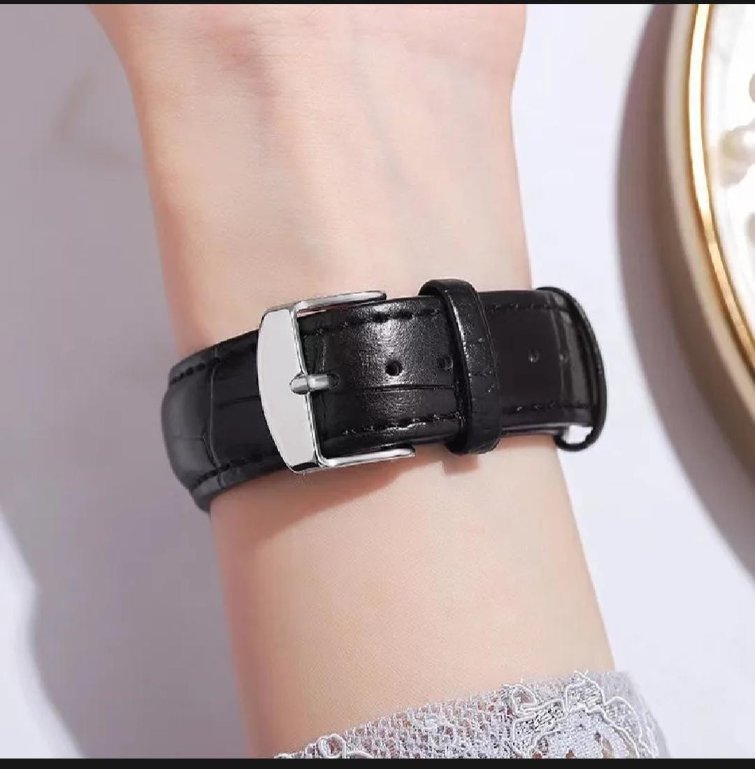 New Luxurious Design Watch for Men & Women  Unisex Watch  Quartz  New Luxury Design