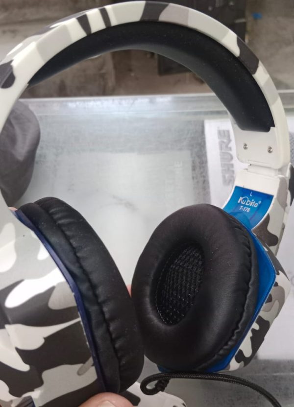 Gaming Headphone T176 – Single Pin Wired Headset with LED Light & Mic